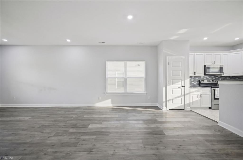 2110 Nashville Ave Property Photo 9