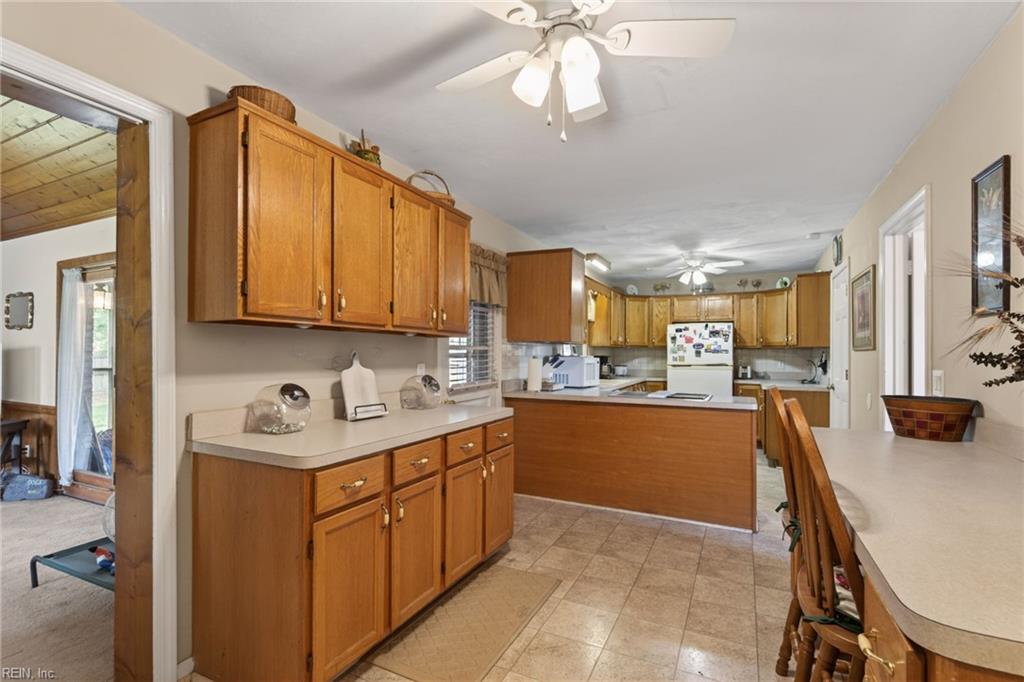 2904 Sir Walter Cres Property Photo 17