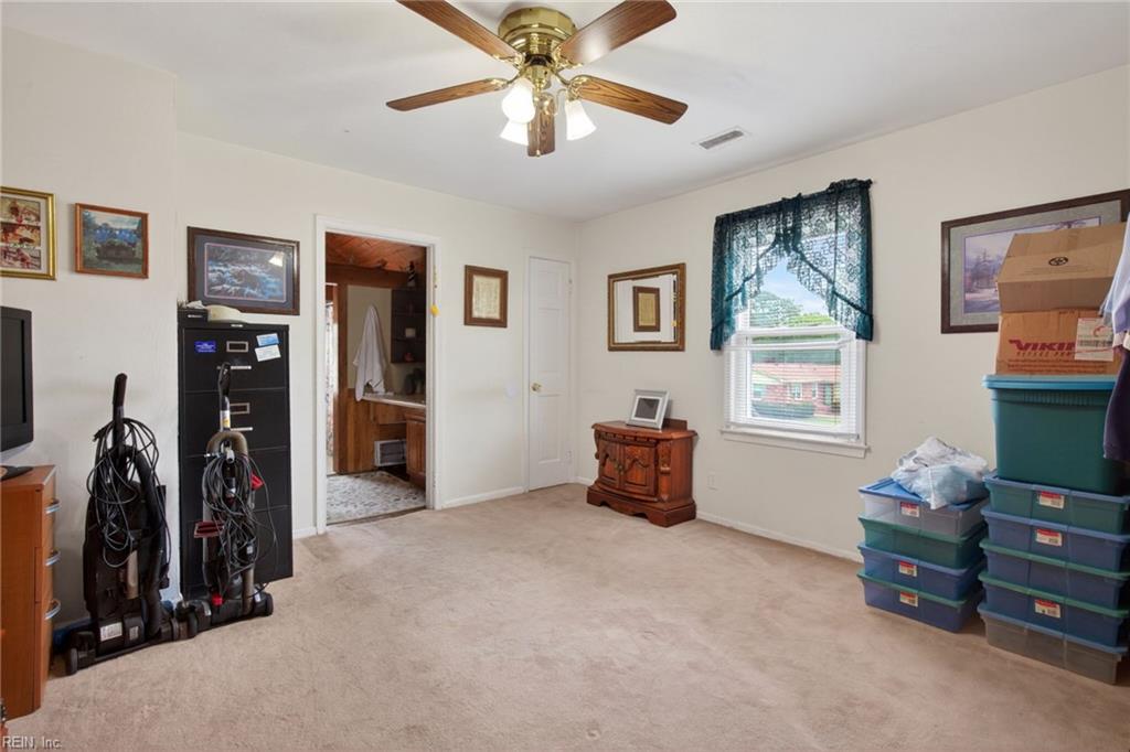 2904 Sir Walter Cres Property Photo 25