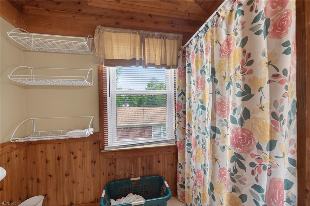 2904 Sir Walter Cres Property Photo 28