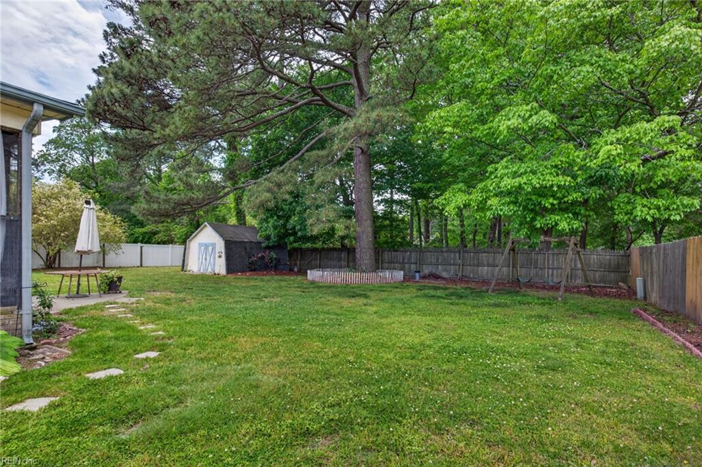 2904 Sir Walter Cres Property Photo 35