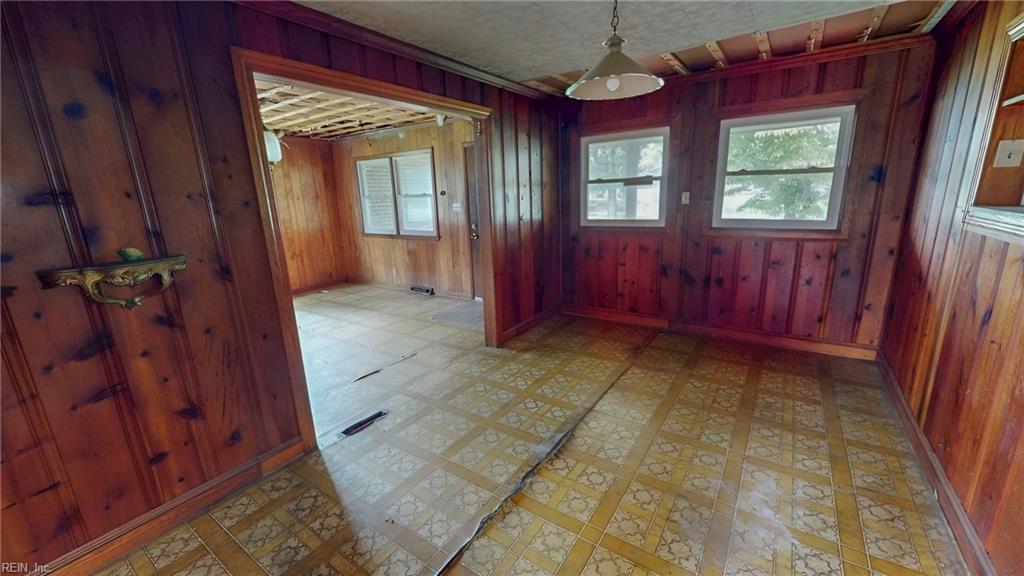 5856 Godwin Blvd Property Photo 14