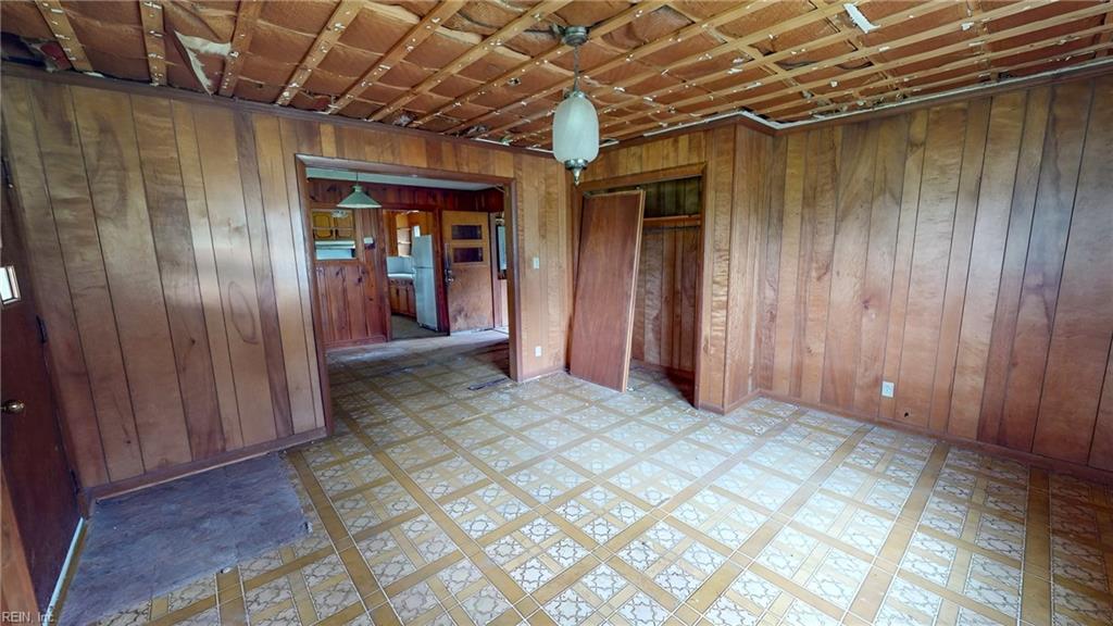 5856 Godwin Blvd Property Photo 21