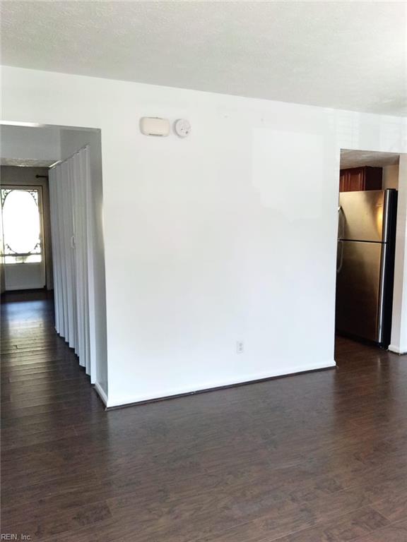 525 Chanticlar Ct Property Photo 4