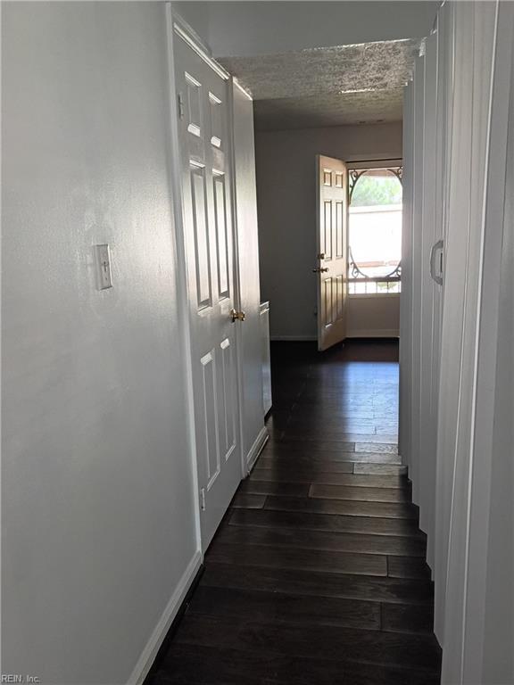 525 Chanticlar Ct Property Photo 11