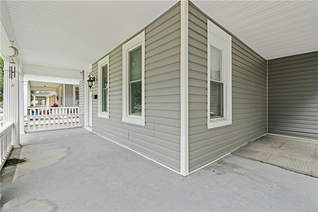 1421 Chesapeake Ave Property Photo 2