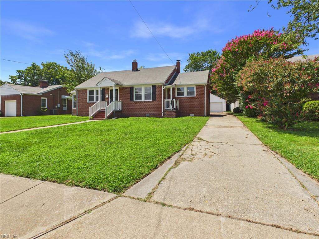 125 Eggleston Ave Property Photo 3