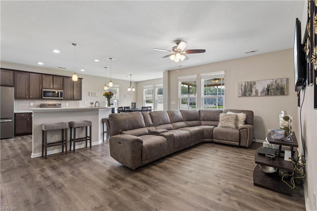 4067 Ravine Gap Dr Property Photo 4