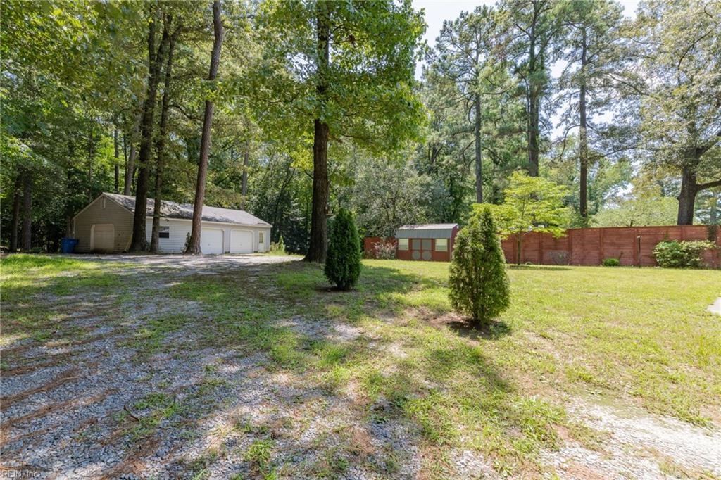 18153 Rosemont Rd Property Photo 4