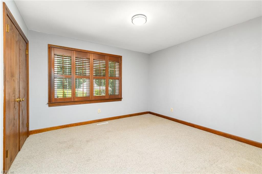 18153 Rosemont Rd Property Photo 19