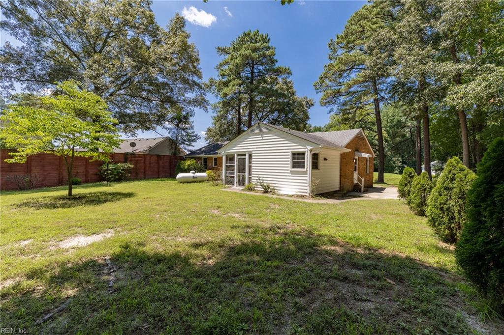 18153 Rosemont Rd Property Photo 28
