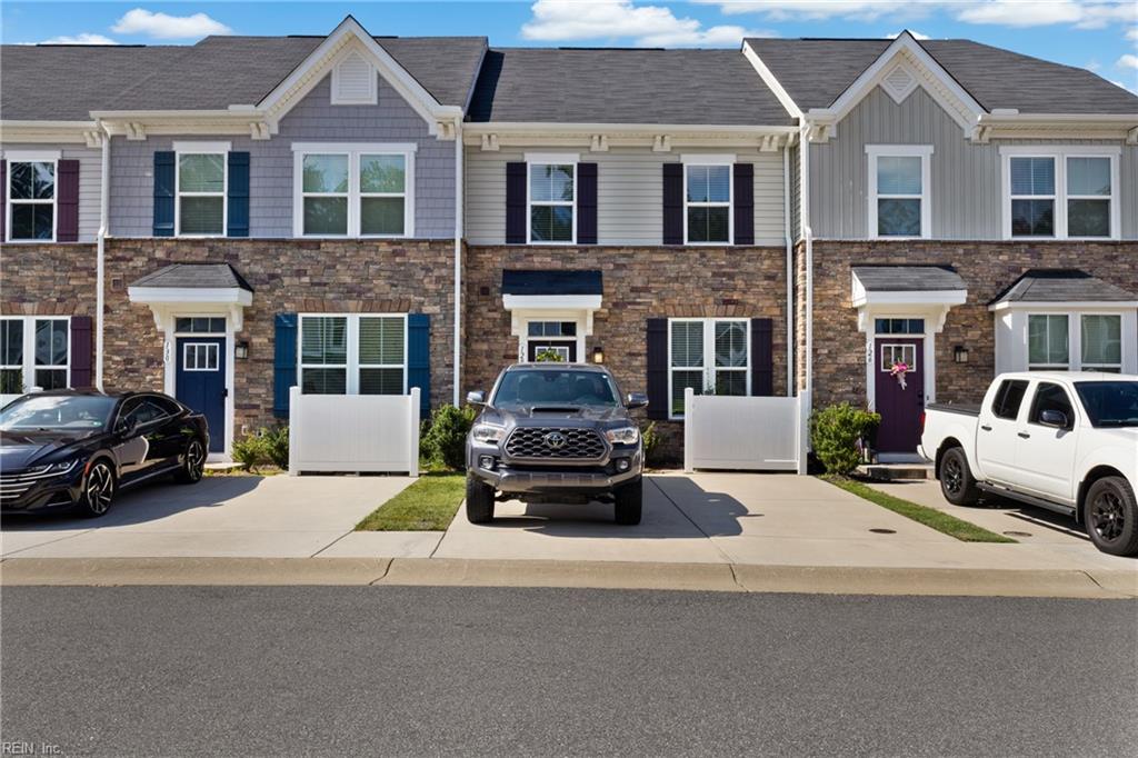 128 Capeside CT