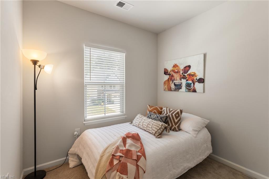 128 Capeside Ct Property Photo 18