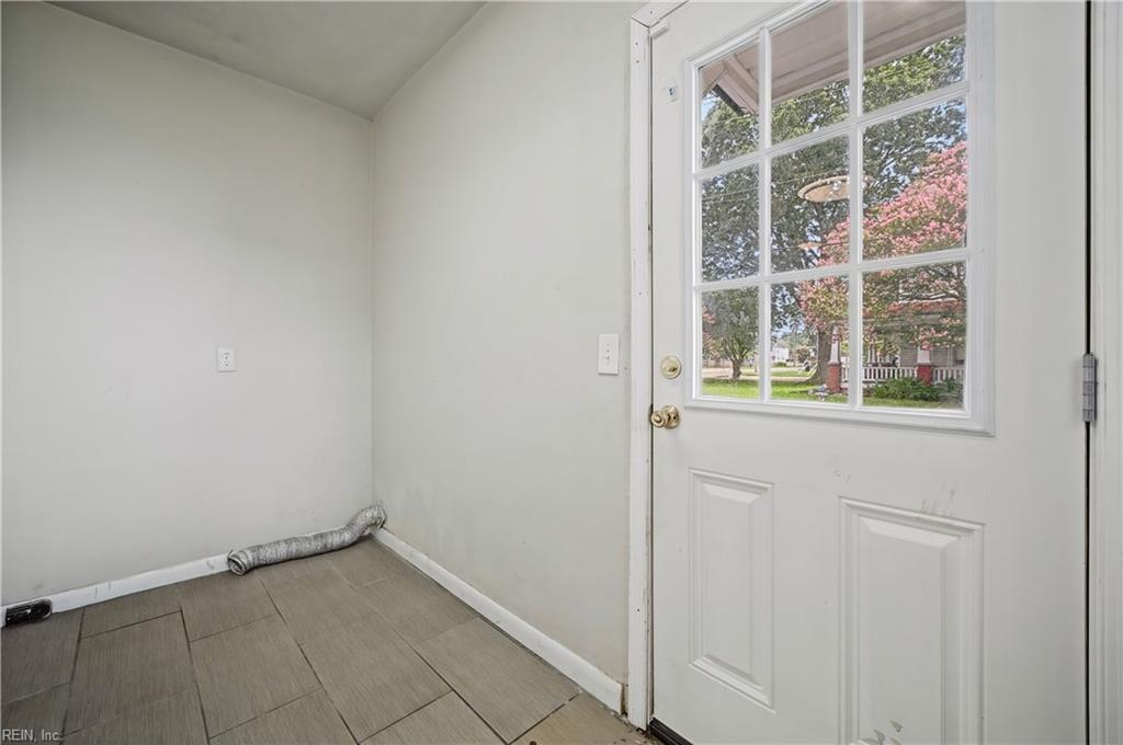 2701 Bainbridge Blvd Property Photo 15