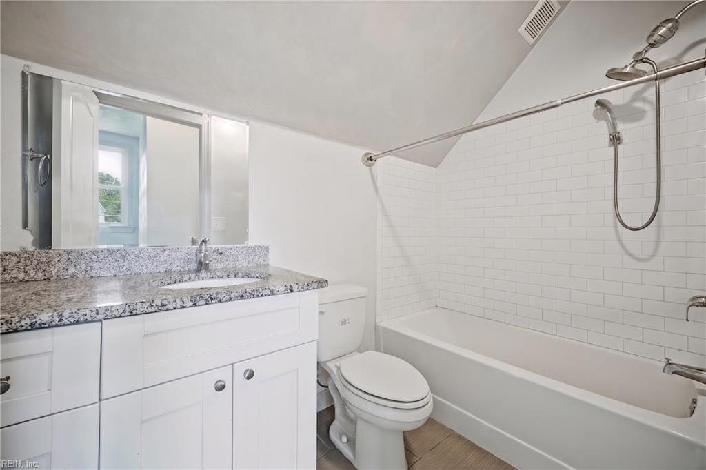 2701 Bainbridge Blvd Property Photo 27
