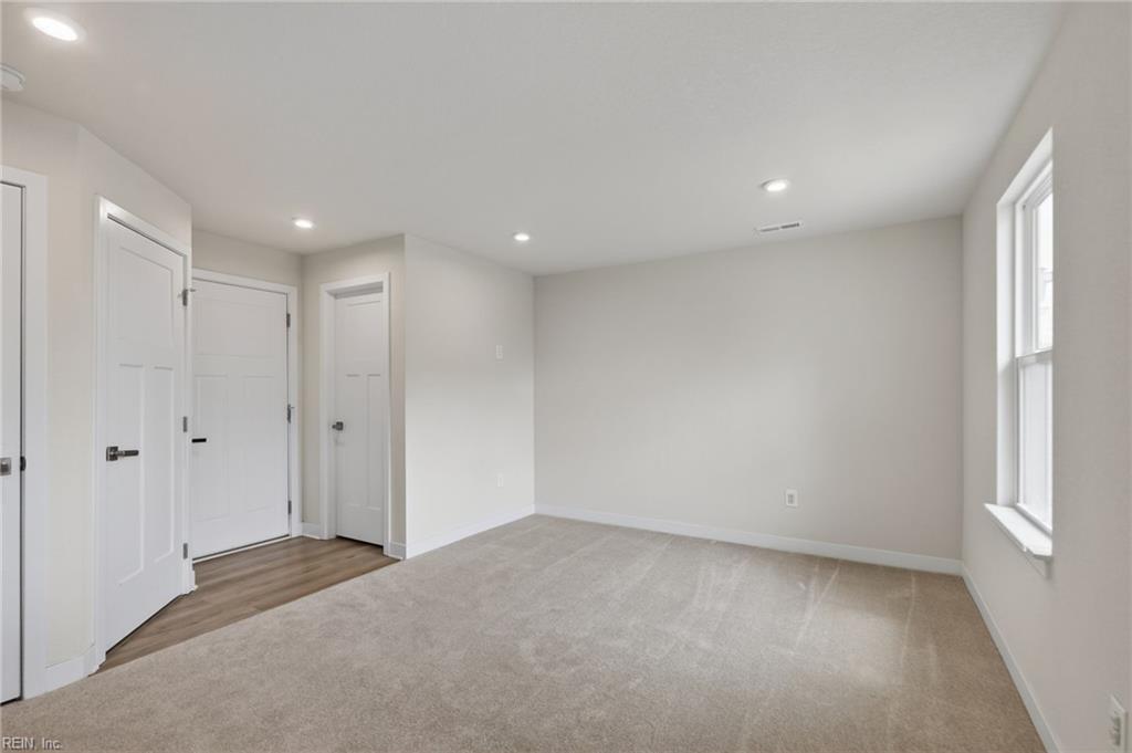 208 Fost Blvd Property Photo 4