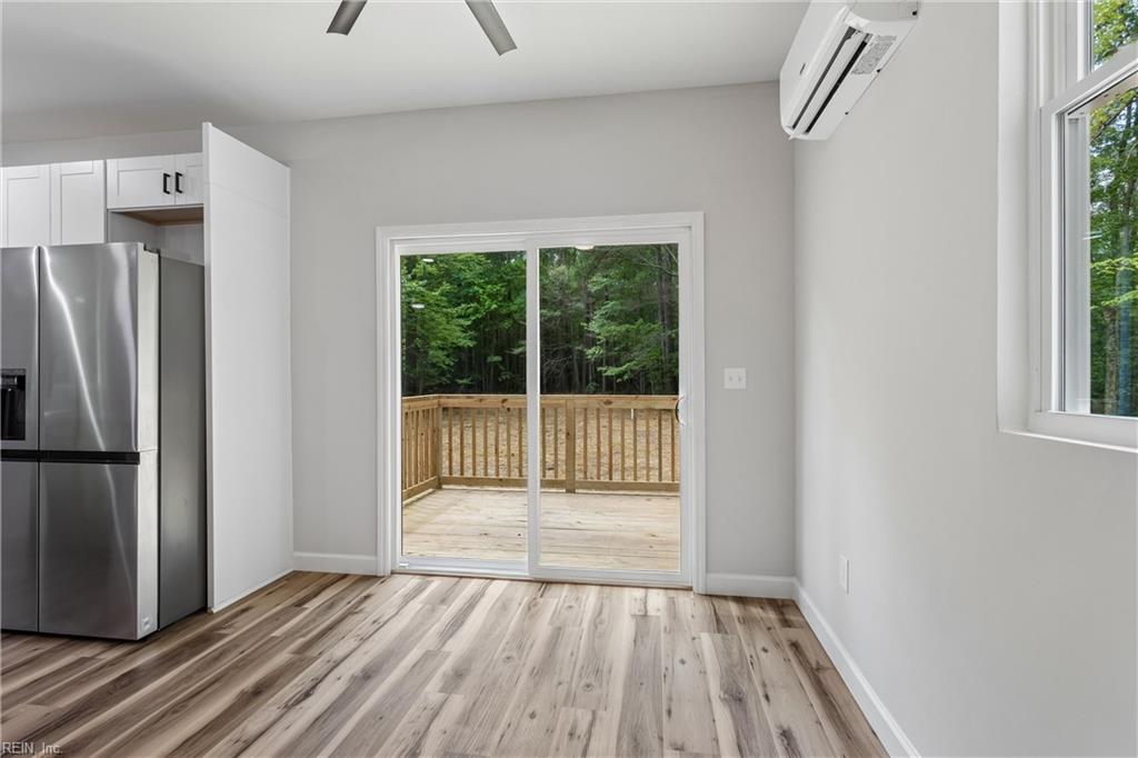 790 Glebe Rd Property Photo 22