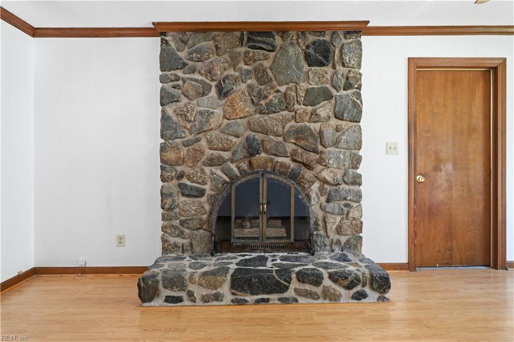 1132 Kittery Dr Property Photo 7