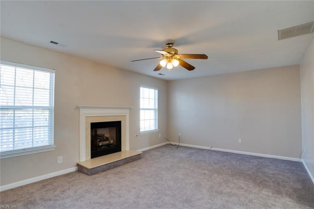 2105 King St Property Photo 4