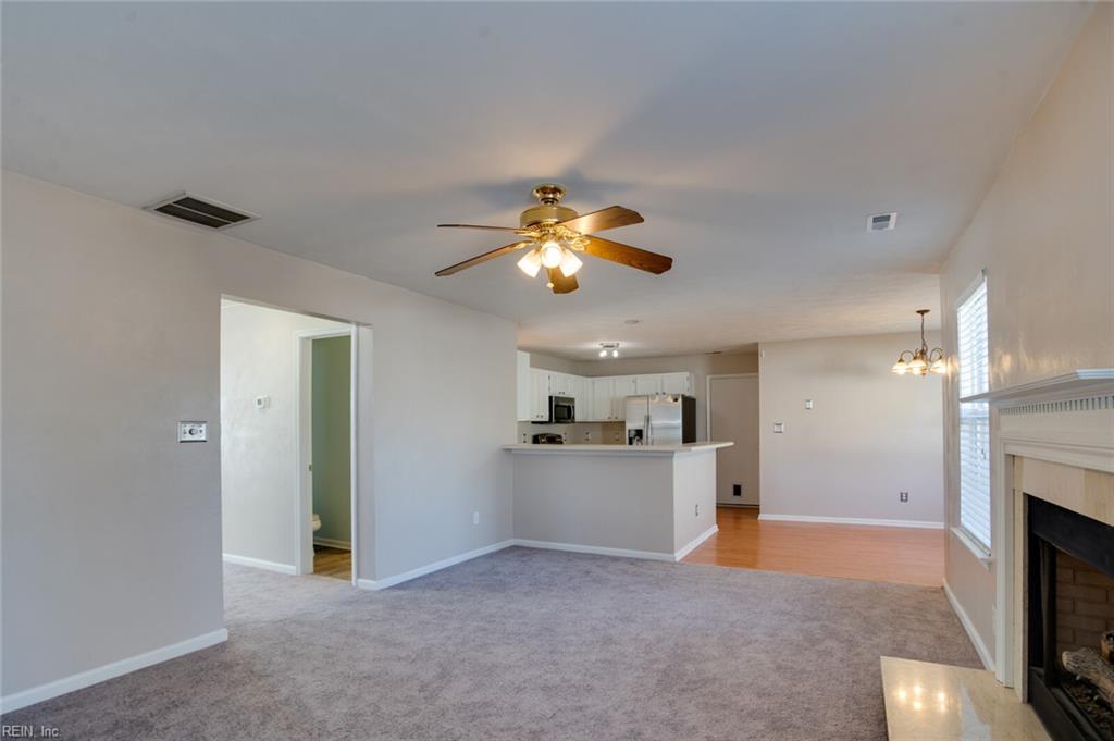 2105 King St Property Photo 6