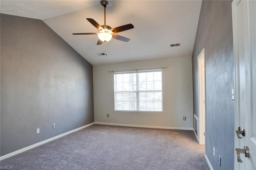 2105 King St Property Photo 13