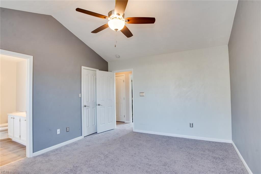 2105 King St Property Photo 14