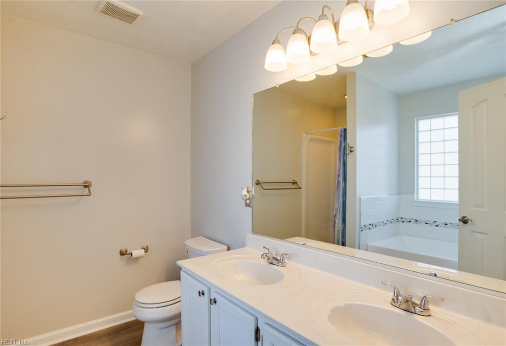 2105 King St Property Photo 16