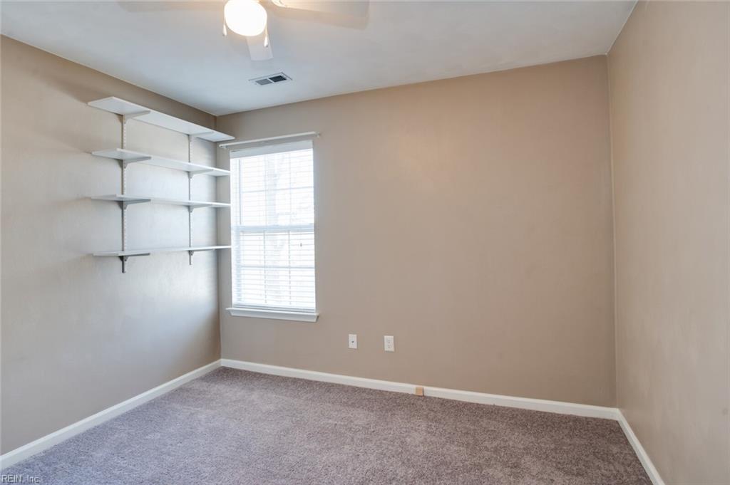 2105 King St Property Photo 19