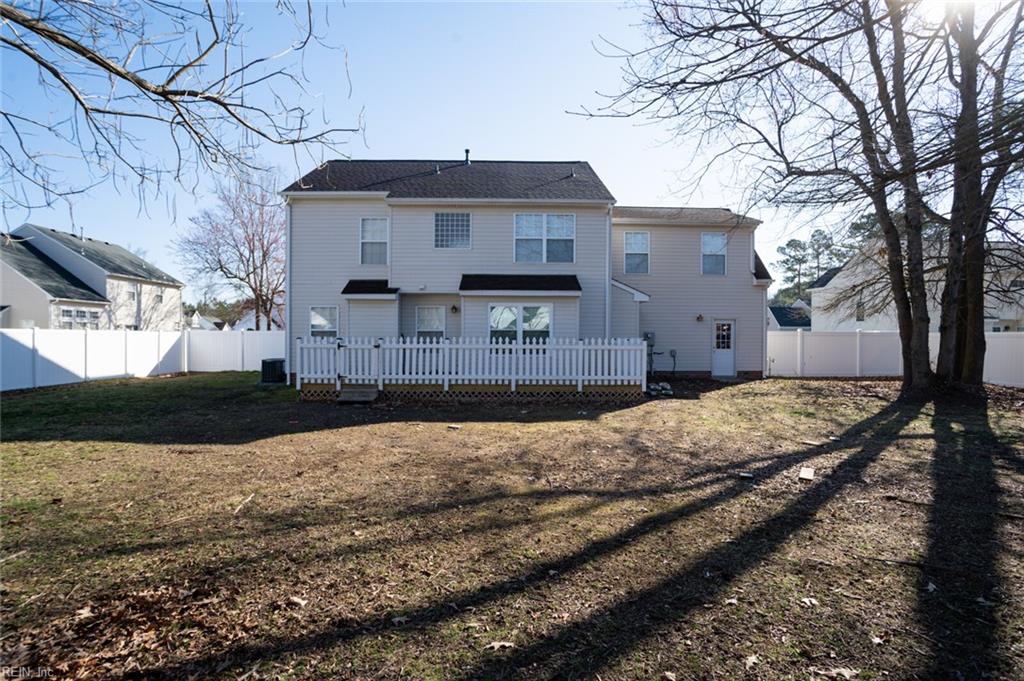 2105 King St Property Photo 23