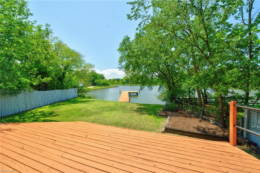 820 W 51st St Property Photo 38