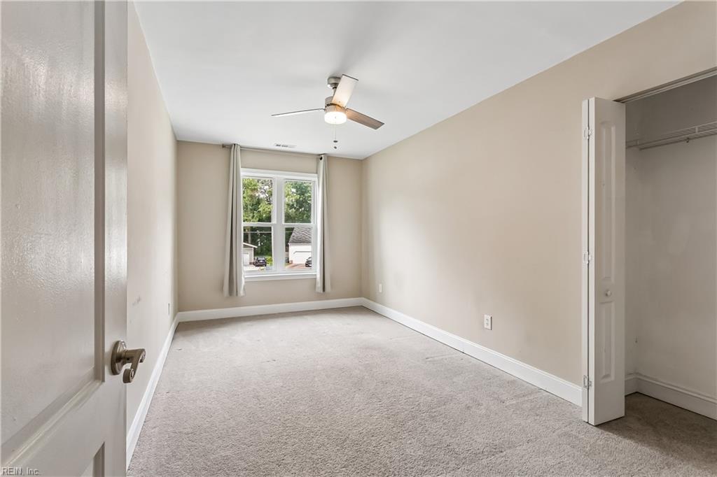 12 Edith Key St Property Photo 28