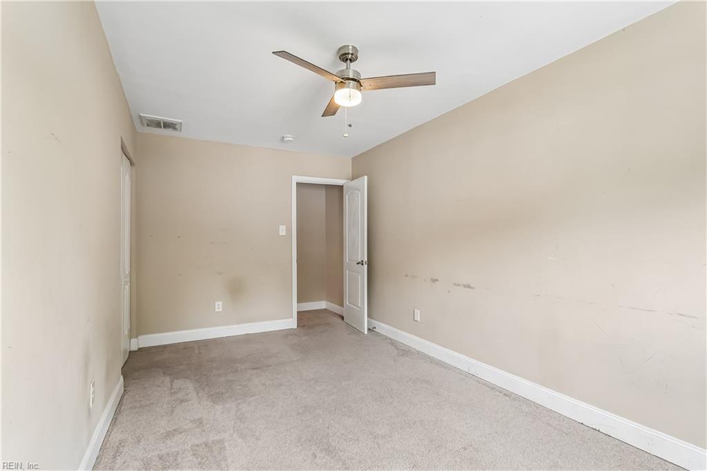 12 Edith Key St Property Photo 29