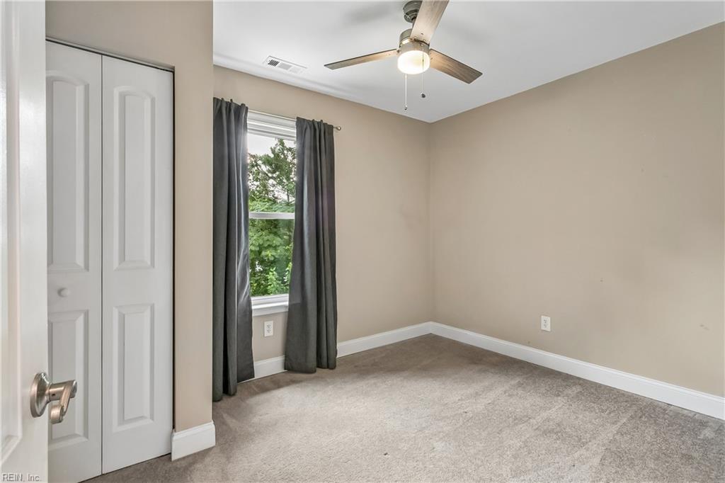 12 Edith Key St Property Photo 30