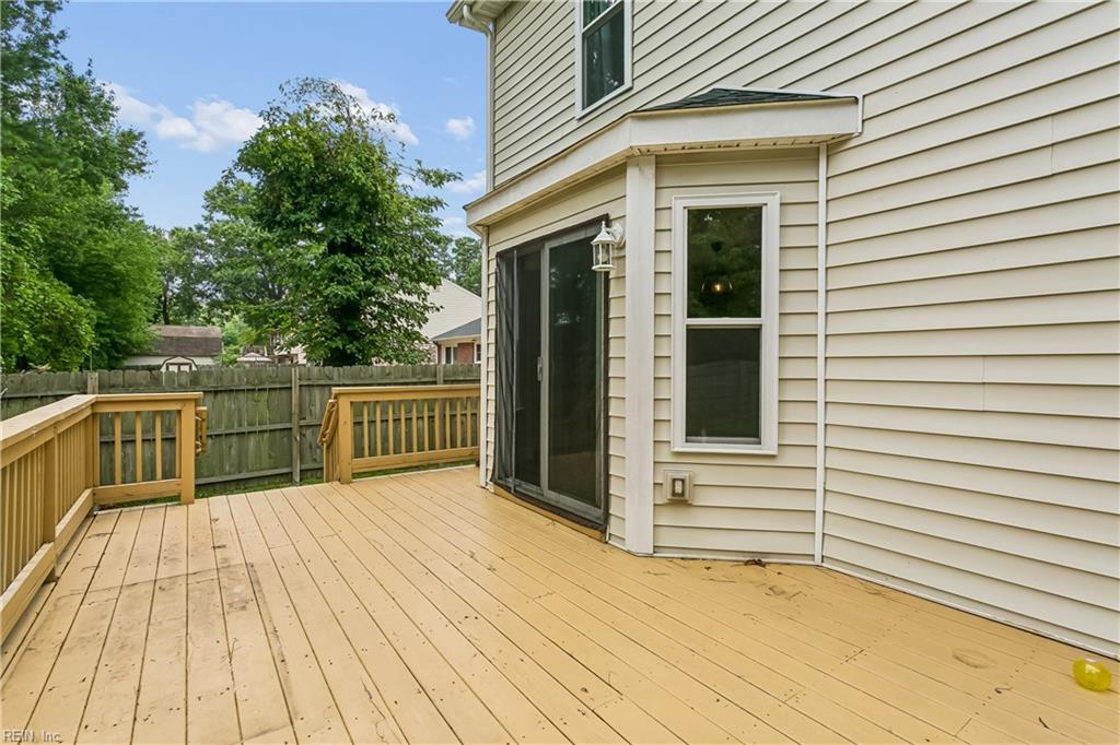 12 Edith Key St Property Photo 35