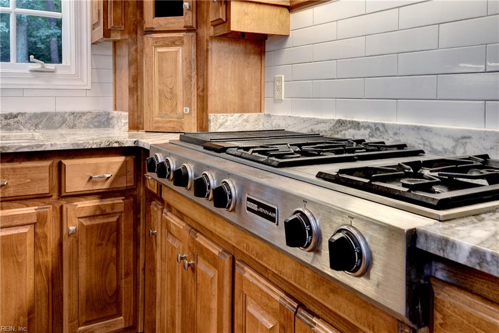 9 Harrop Parrish Ct Property Photo 18