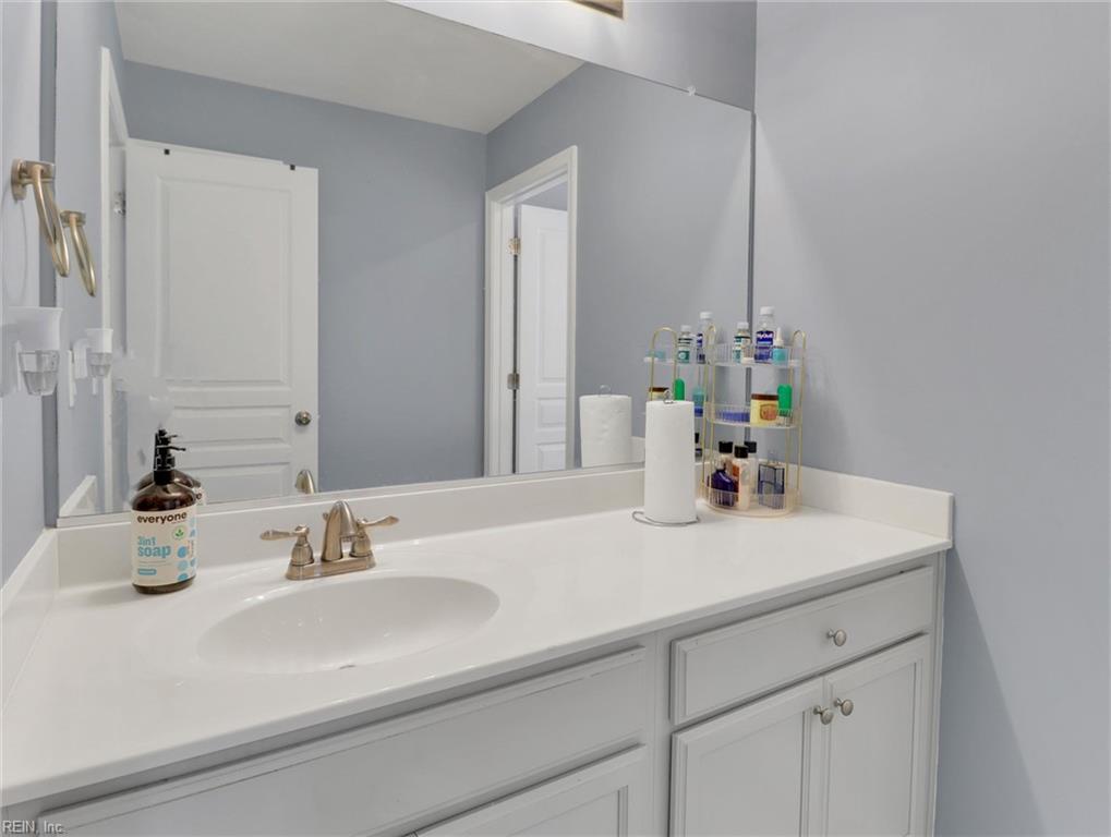 3400 Symonds Way Property Photo 7
