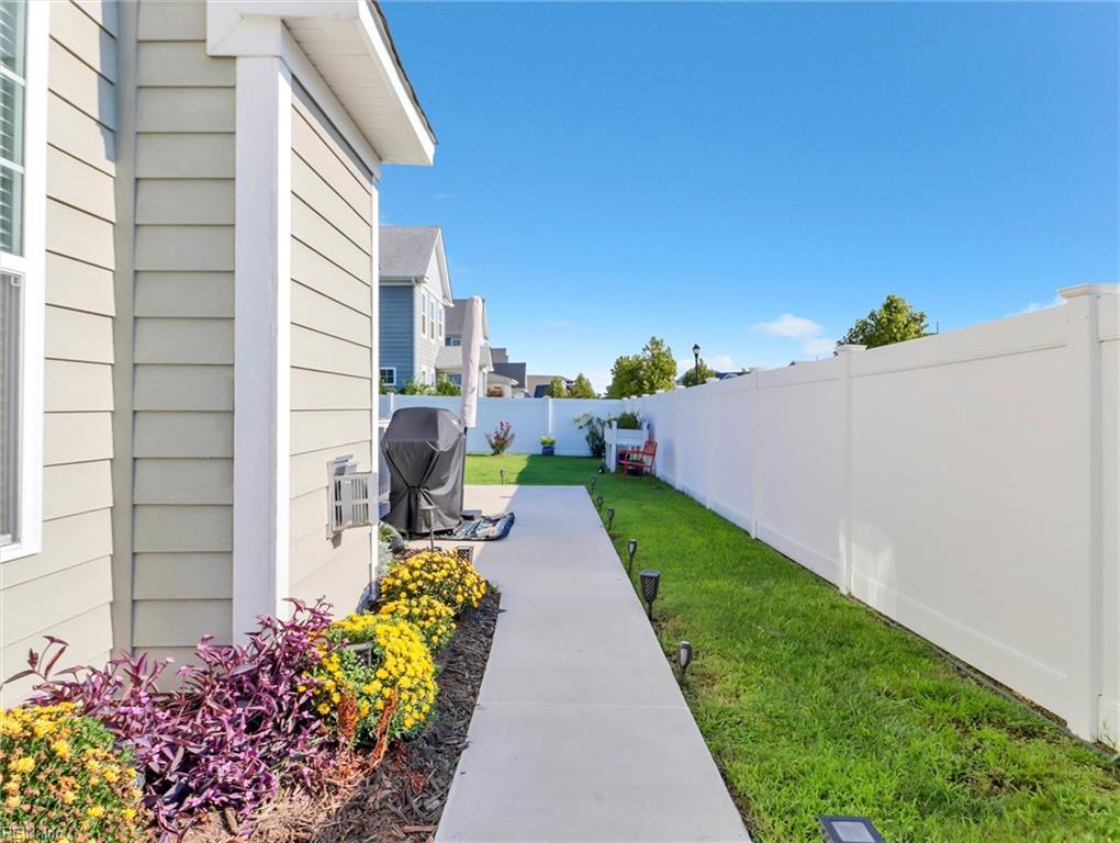 3400 Symonds Way Property Photo 19