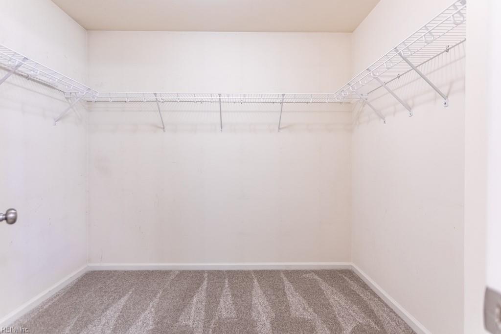 8423 Sheldon Branch Pl Property Photo 17