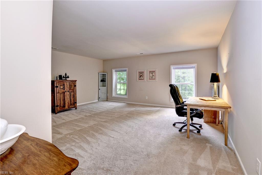 6860 Arthur Hills Dr Property Photo 26