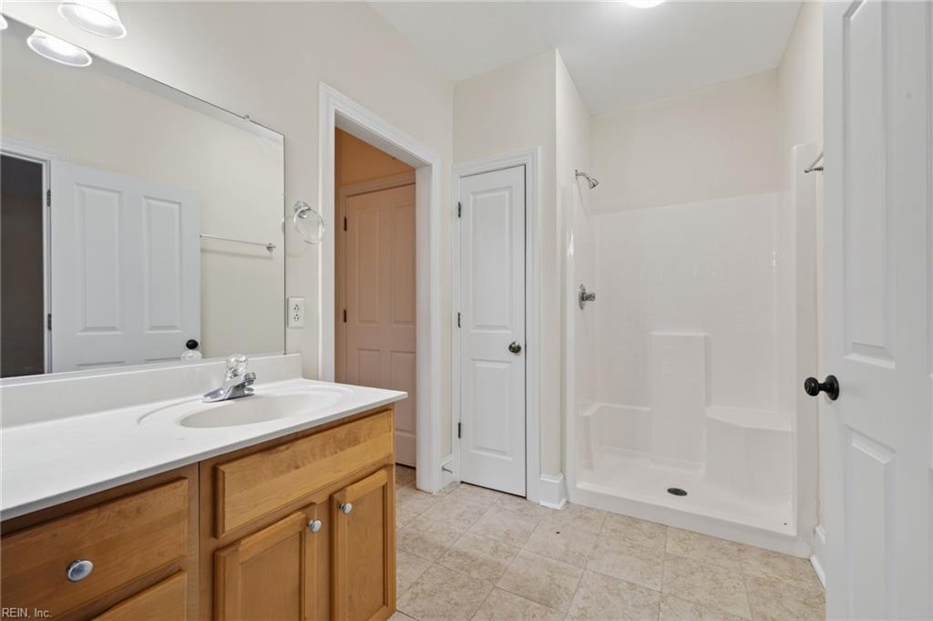 3710 Colley Ave Property Photo 7