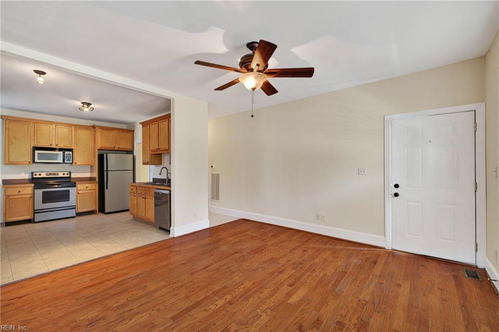 3710 Colley Ave Property Photo 15