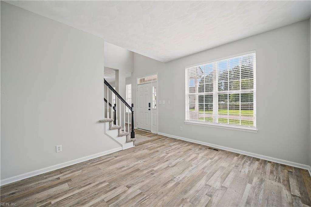 509 Fair Oak Dr Property Photo 16