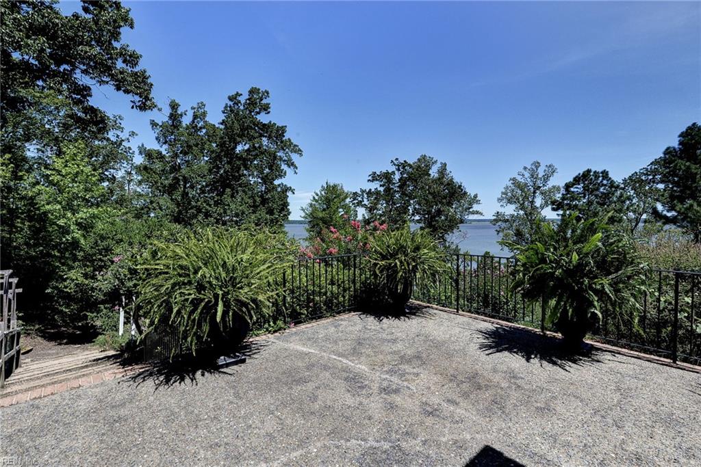 5217 Ivey Ln Property Photo 16