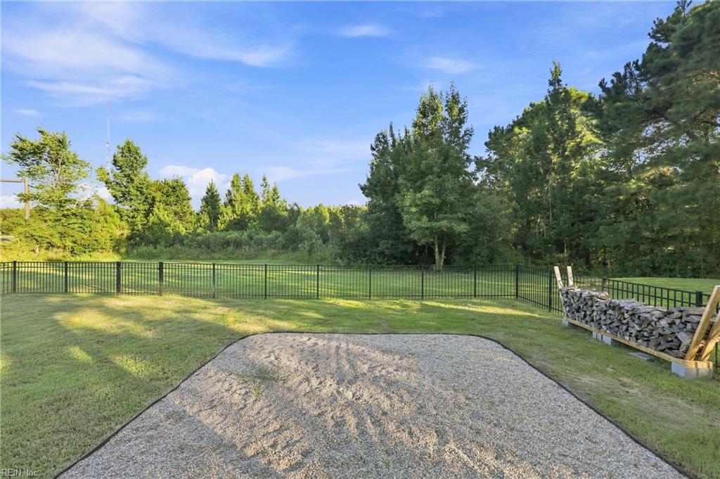 141 Indian Creek Rd Property Photo 44