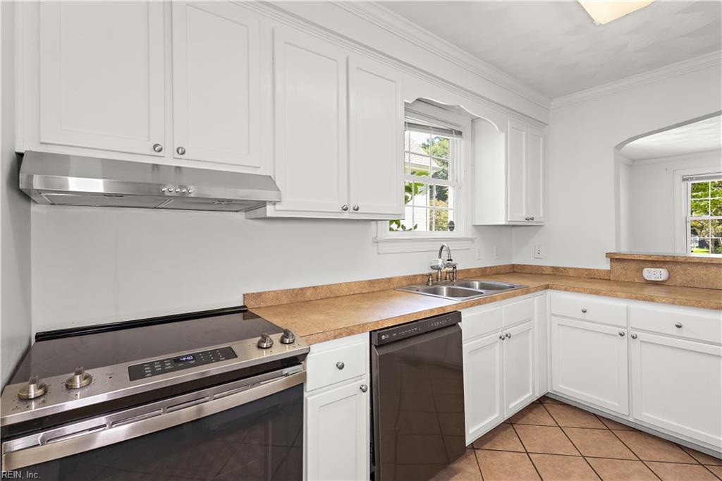 4848 Robin Hood Rd Property Photo 10