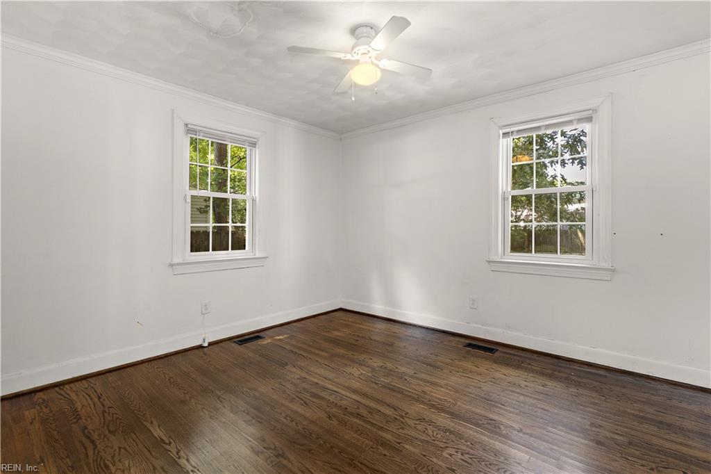 4848 Robin Hood Rd Property Photo 12
