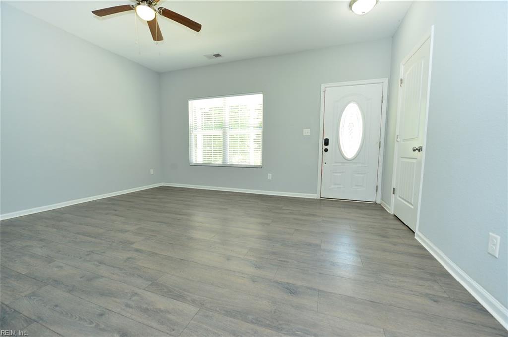 4219 Helen St Property Photo 2