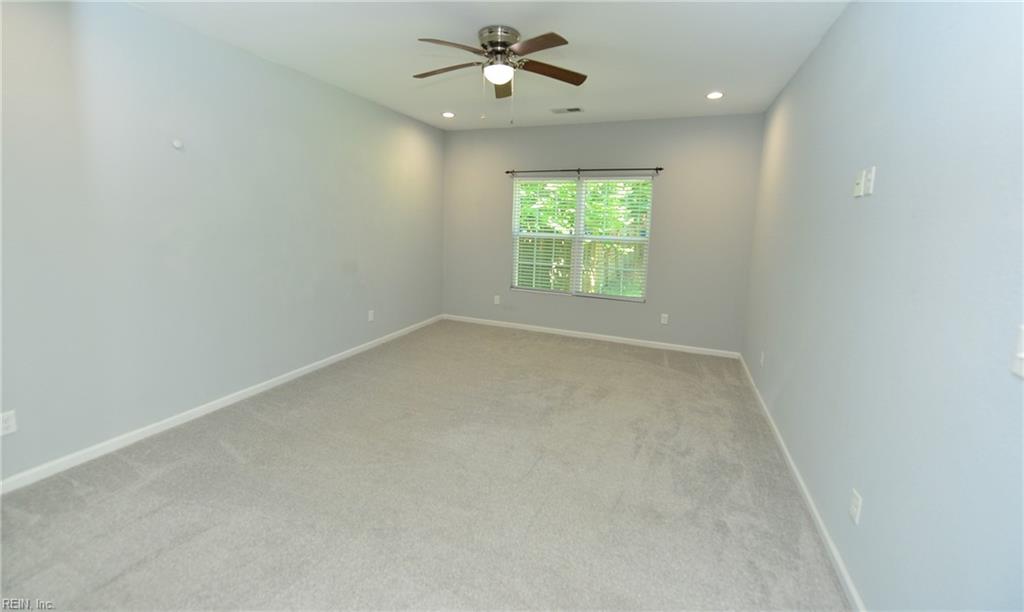 4219 Helen St Property Photo 10
