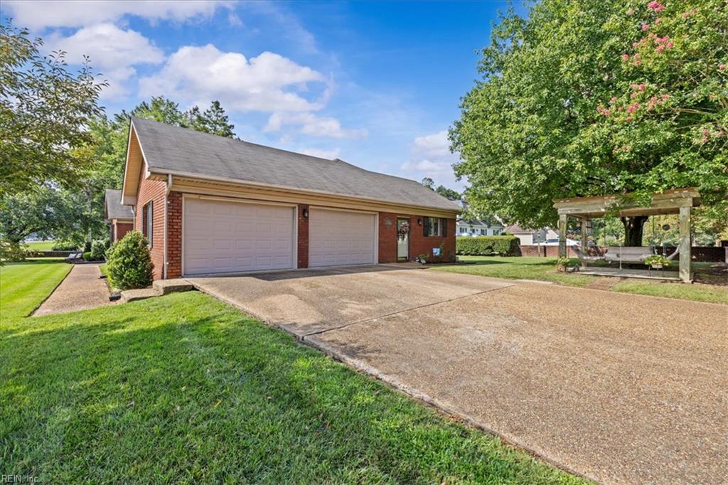 100 Northgate Ln Property Photo 10