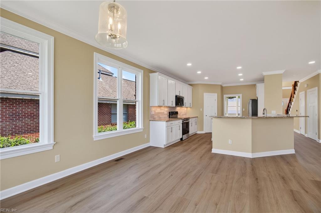 24 Brough Ln Property Photo 16